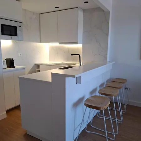 Laguna Seaview Apartment *