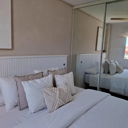 Laguna Seaview Apartment
