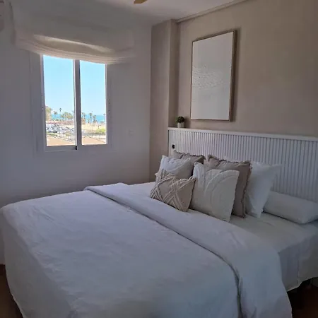 Laguna Seaview Apartment *